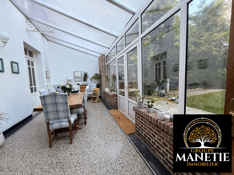 Maison - 248 m² - 11 pièces