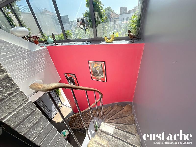 Appartement - 120 m² - 5 pièces