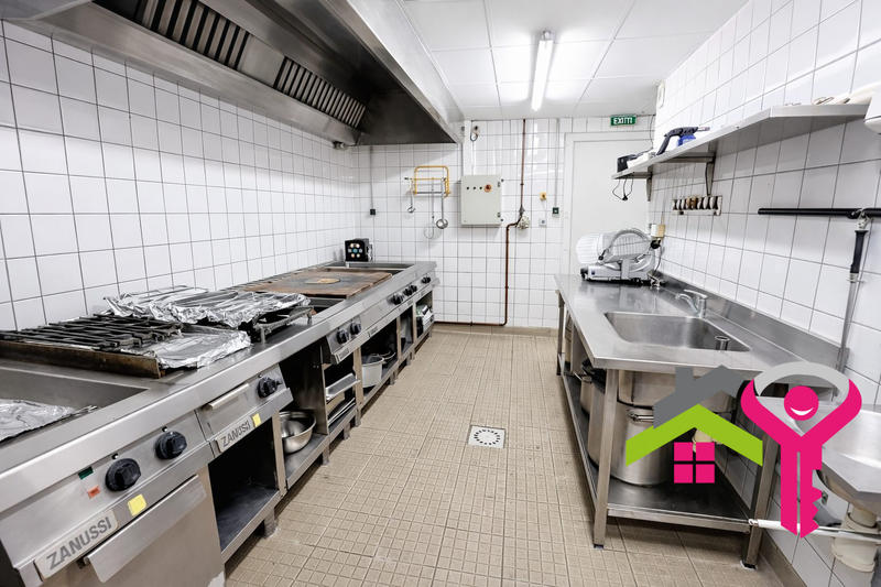 Fonds de commerce - Hôtellerie / Restauration - 300 m²