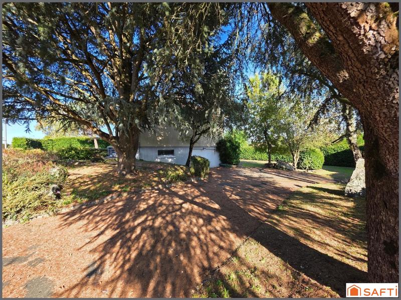 Maison - 94 m² - 5 pièces