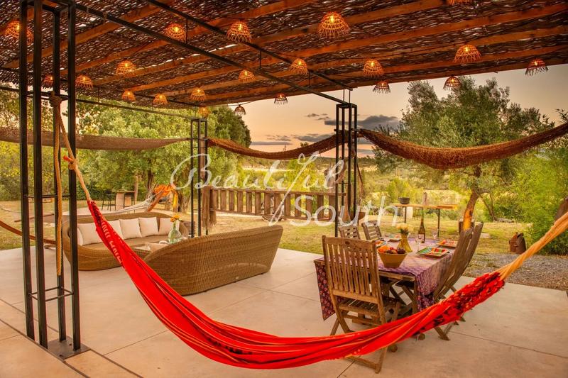 Maison - 230 m² - 5 pièces