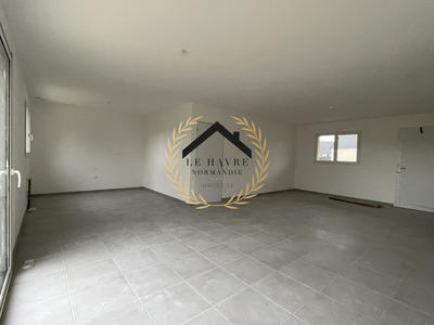 Maison - 94 m² - 4 pièces