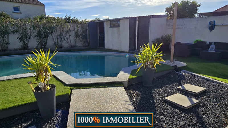 Maison - 230 m² - 9 pièces