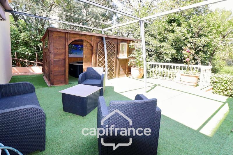 Appartement - 97 m² - 4 pièces