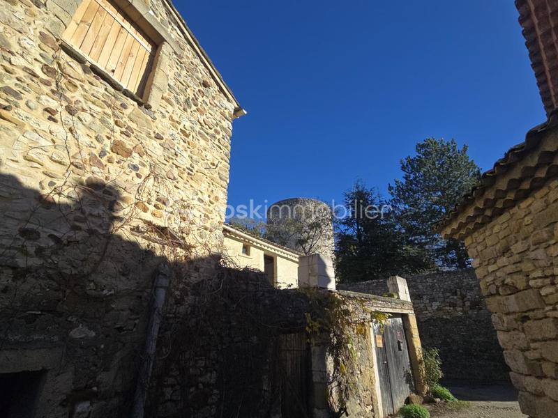 Maison en pierre - 78 m² - 4 pièces