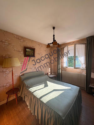 Maison - 102 m² - 6 pièces