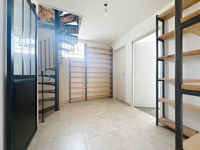 Maison - 172 m² - 7 pièces