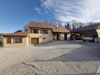 Villa - 160 m² - 6 pièces