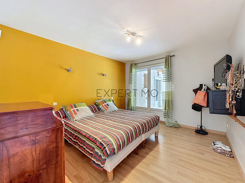 Maison - 295 m² - 7 pièces