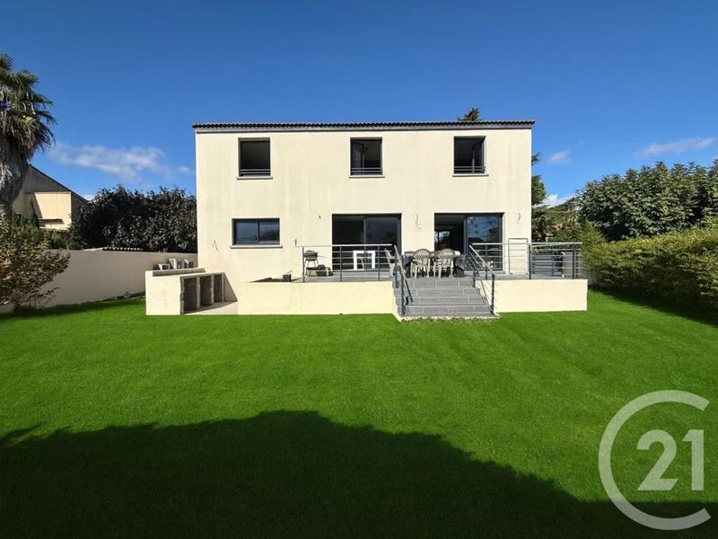 Villa - 145 m² - 4 pièces