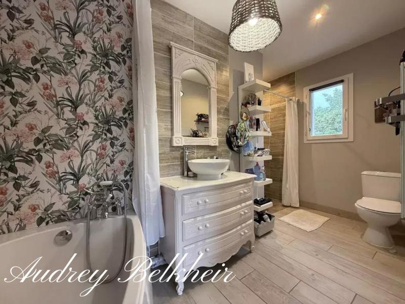 Villa - 139 m² - 5 pièces