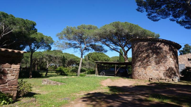 Villa - 266 m² - 8 pièces