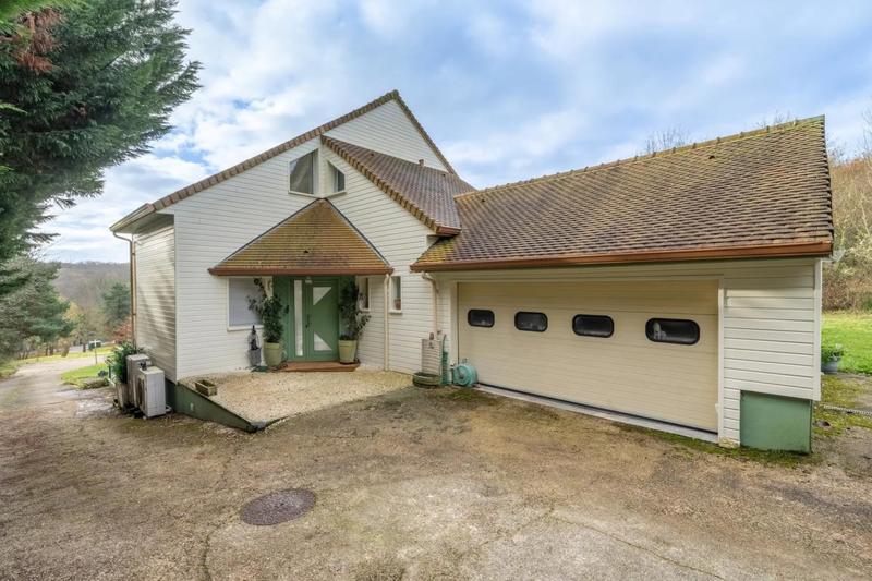 Maison d'architecte - 360 m² - 10 pièces