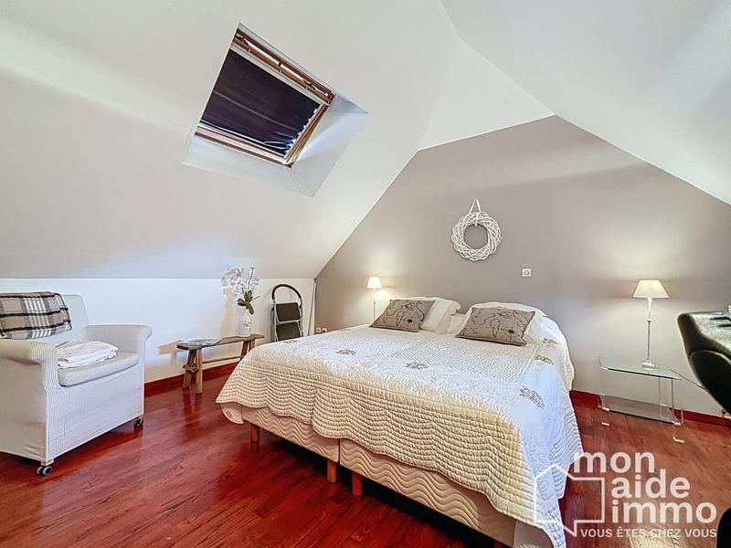 Maison ancienne - 230 m² - 7 pièces