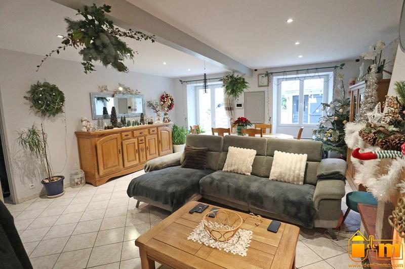 Maison de village - 130 m² - 6 pièces