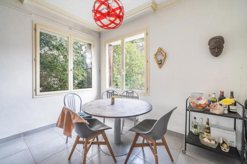 Appartement - 132 m² - 6 pièces