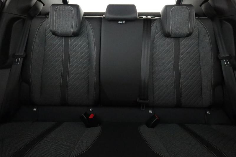 Peugeot 2008 1.2 Hybrid Allure e-Dcs6 136 ch