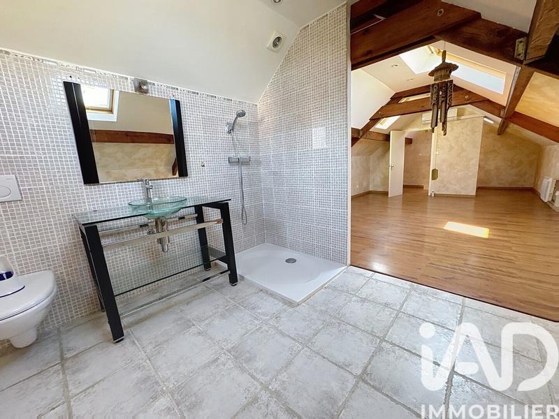 Maison - 146 m² - 7 pièces