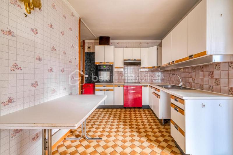 Appartement - 99 m² - 4 pièces