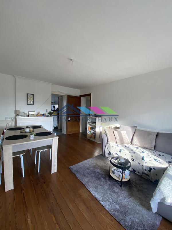 Appartement - 87 m² - 3 pièces