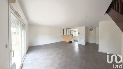 Maison - 118 m² - 6 pièces