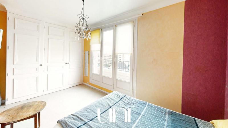 Appartement - 100 m² - 4 pièces