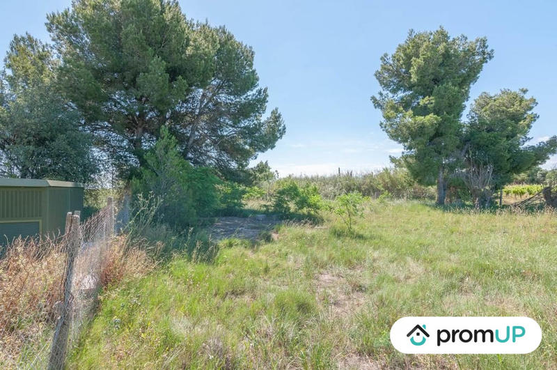 Terrain de loisirs - 569 m²