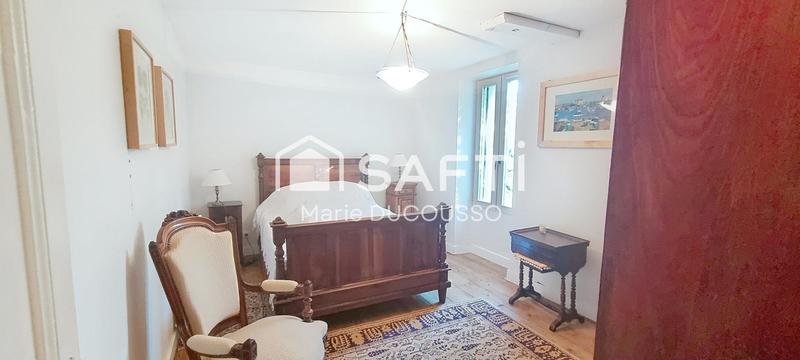 Maison - 286 m² - 13 pièces