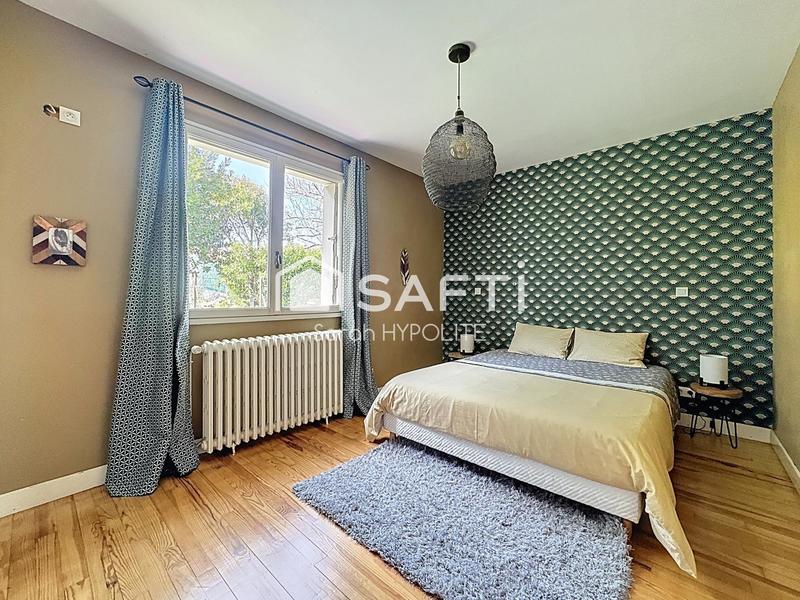 Maison - 167 m² - 6 pièces