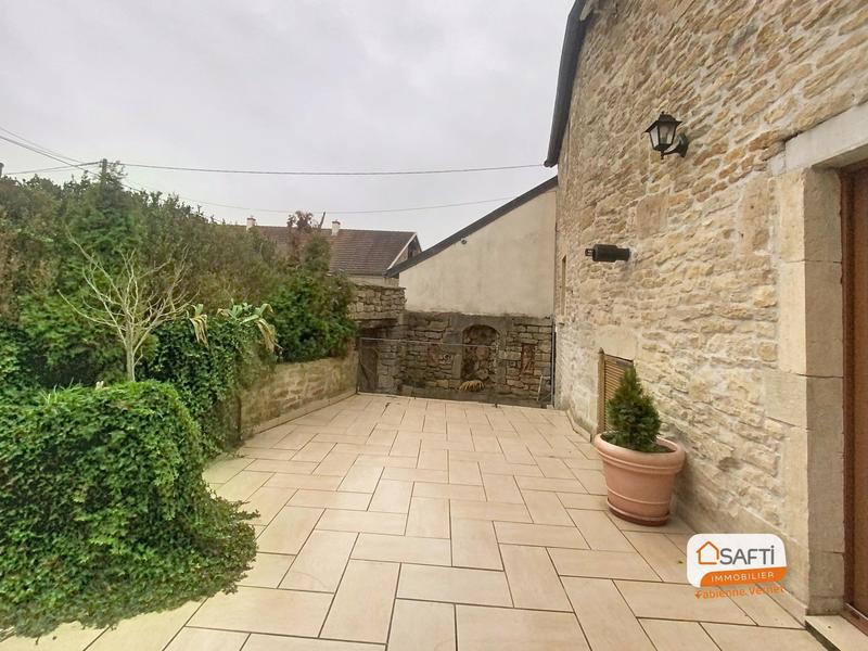 Maison - 290 m² - 10 pièces