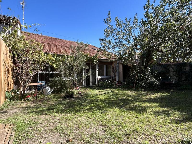 Maison - 96 m² - 4 pièces