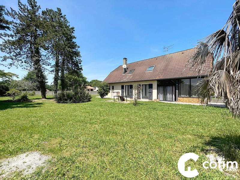 Maison - 140 m² - 6 pièces