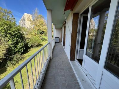 Appartement - 65 m² - 4 pièces