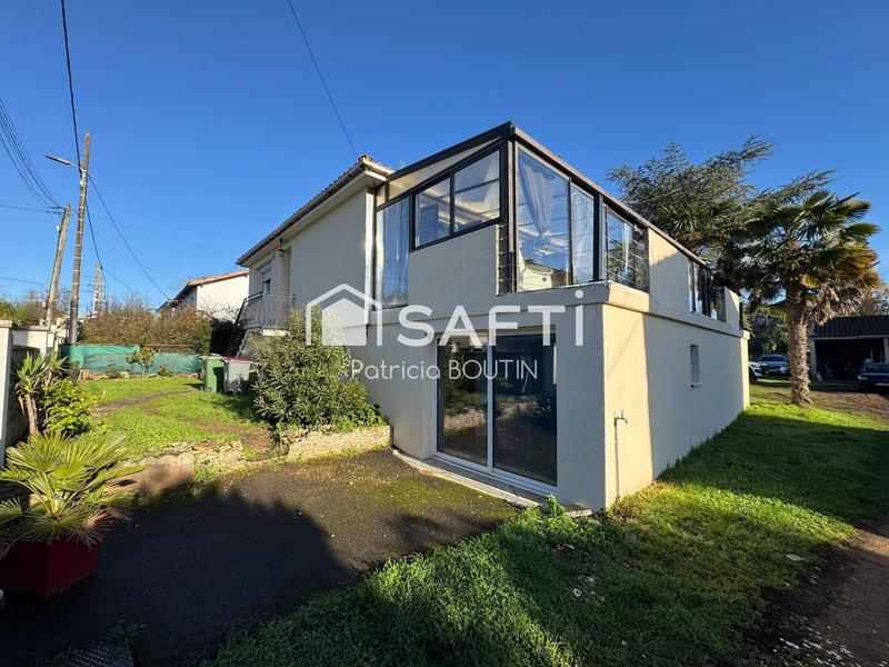 Maison - 210 m² - 7 pièces