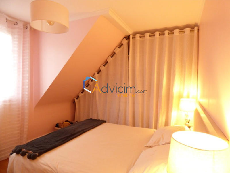 Maison traditionnelle - 110 m² - 6 pièces