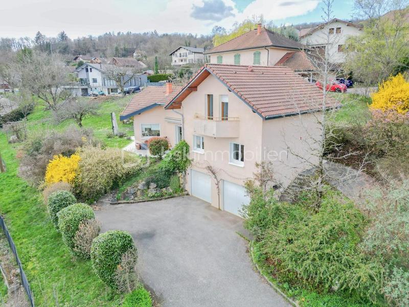 Maison - 150 m² - 5 pièces