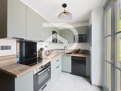 Appartement - 113 m² - 6 pièces