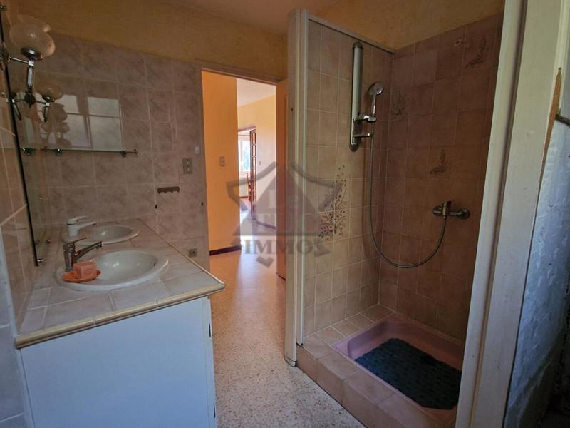 Maison - 320 m² - 9 pièces