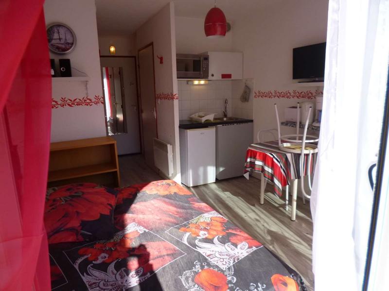 Studio - 15 m² - 2 pièces