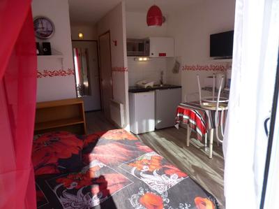 Studio - 15 m² - 2 pièces