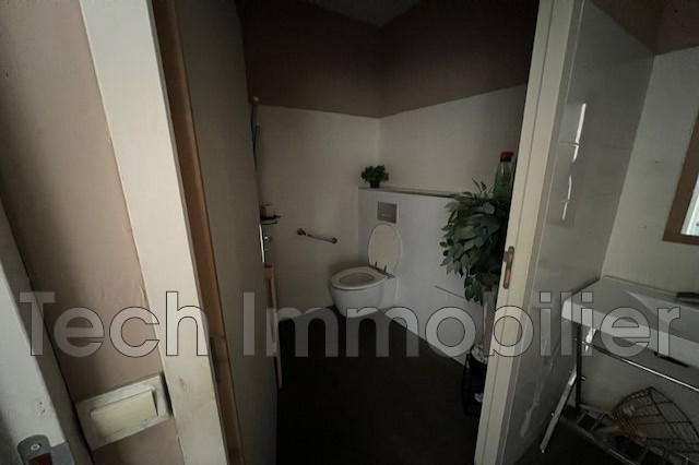 Fonds de commerce - Magasins - 100 m²