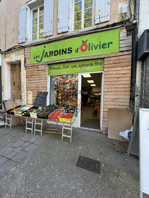 Fonds de commerce - Magasins - 140 m²