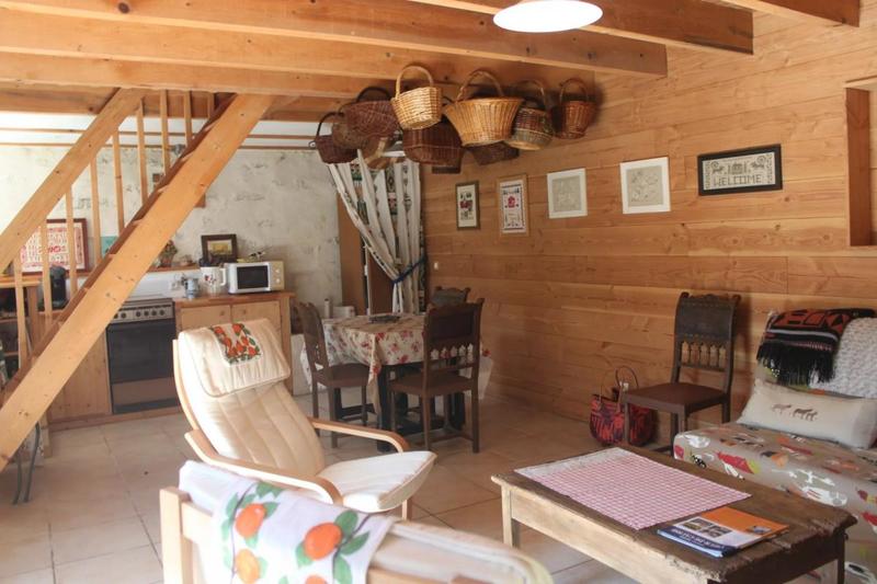 Maison en pierre - 48 m² - 2 pièces