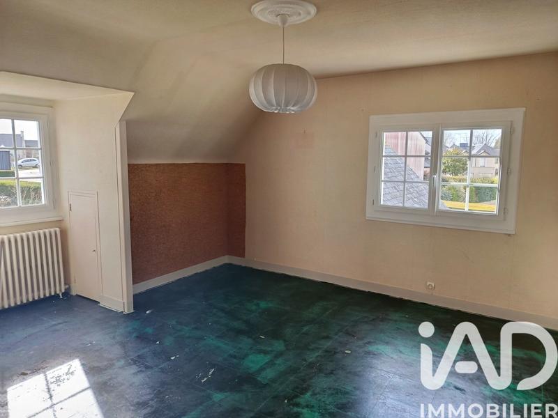 Maison - 140 m² - 9 pièces