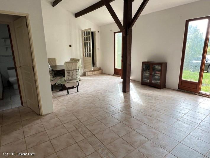 Maison - 93 m² - 5 pièces