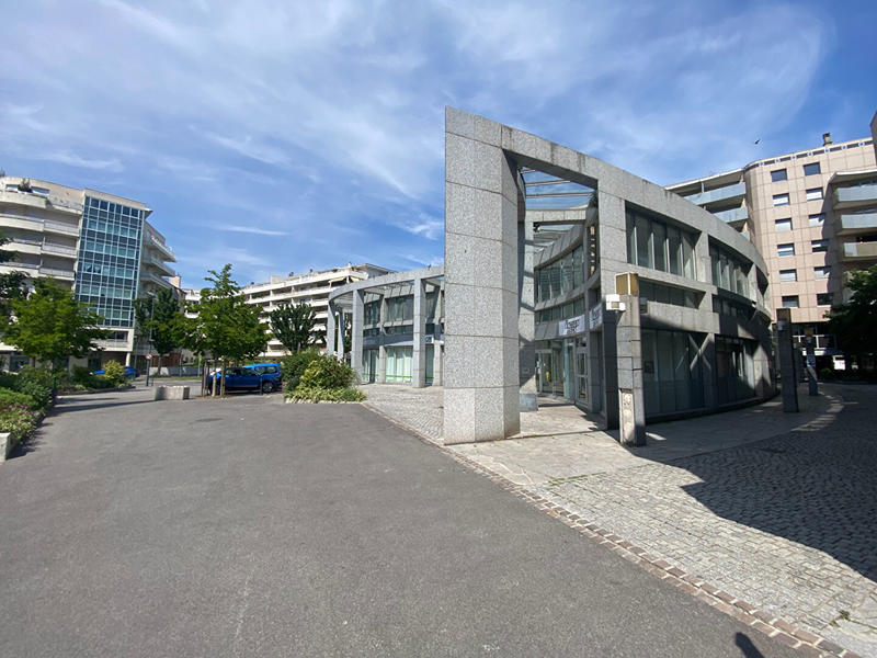 Local commercial - 184 m² - 5 pièces