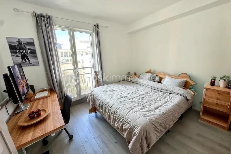 Appartement - 101 m² - 5 pièces