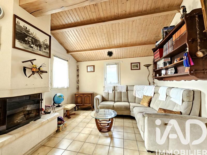 Maison - 88 m² - 6 pièces