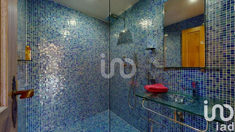 Maison - 213 m² - 6 pièces