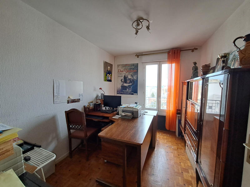 Appartement - 93 m² - 4 pièces